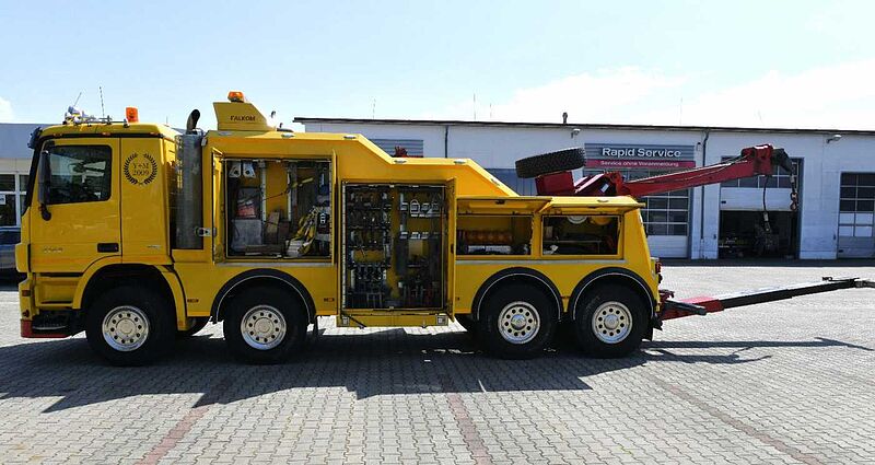 Mercedes-Benz 4146 Falkom Abschleppwagen