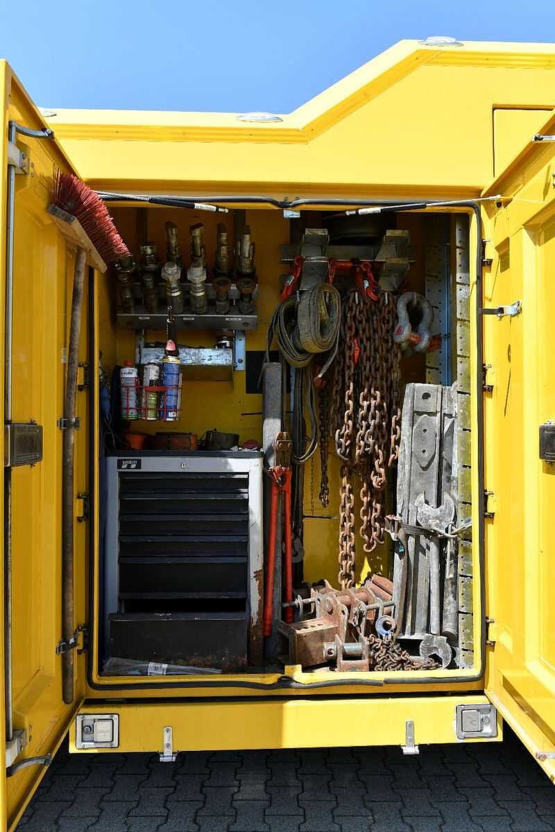 Mercedes-Benz 4146 Falkom Abschleppwagen